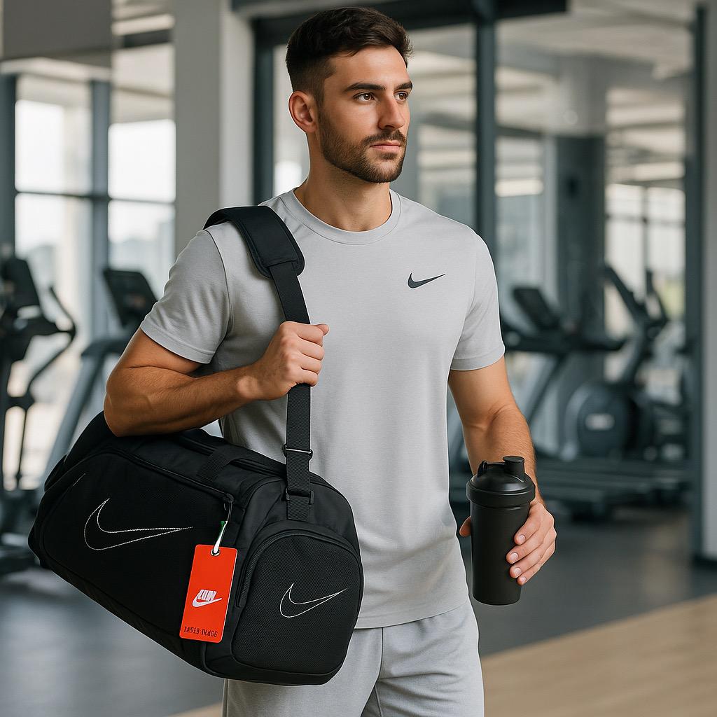 ساک باشگاهی مشکی مقاوم و سبک مخصوص تمرینات ورزشی